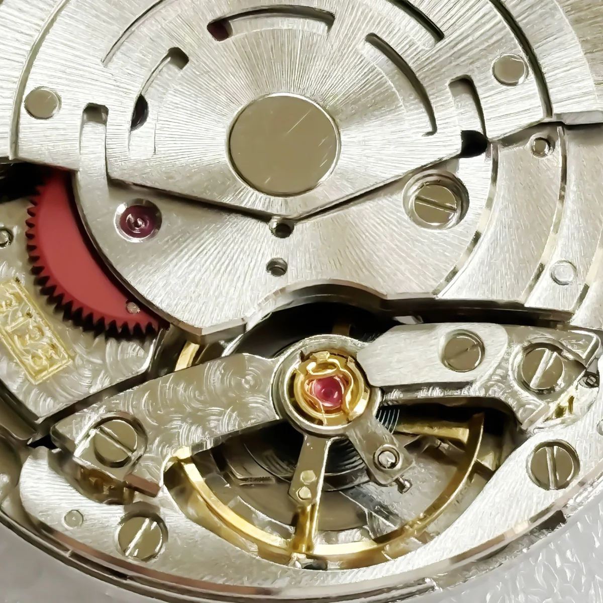 丹東スーパー3135自動巻き機械式ムーブメントブルーバランス - Watch Winder Compact のレビューと価格